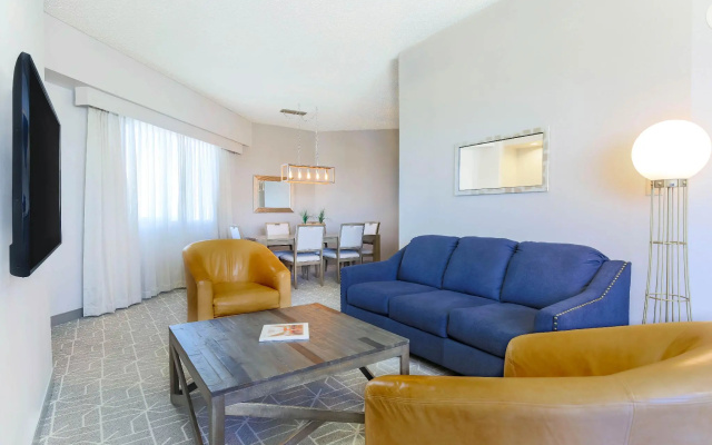 Double Suite