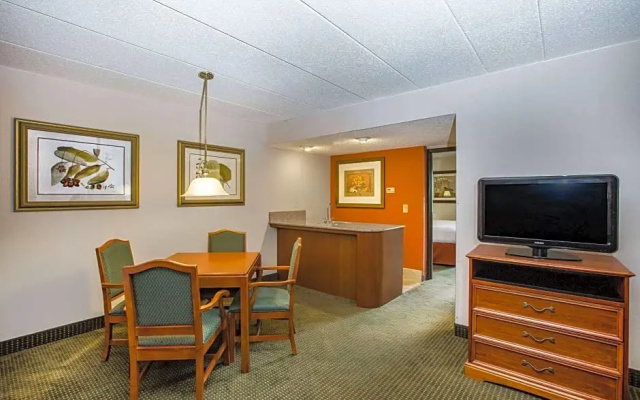 1 Bedroom Double Suite
