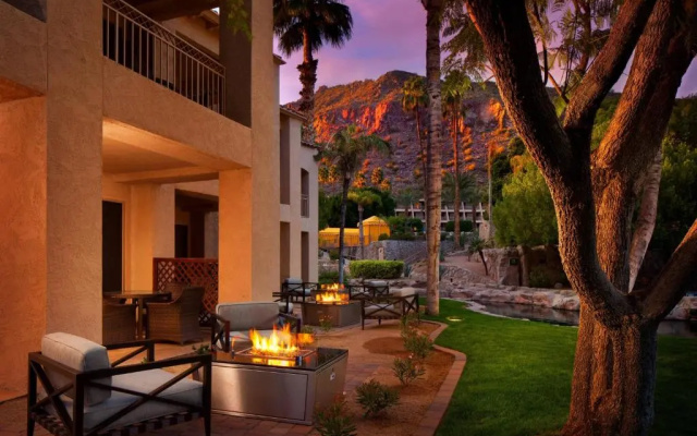 Standard Double room with pool view