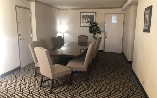 Double Suite