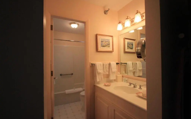 Standard Double room with partial view