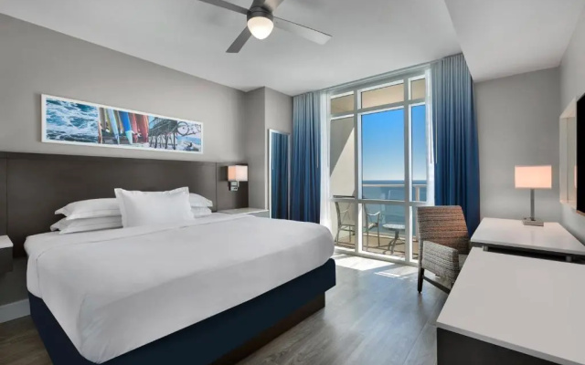3 Bedrooms Suite oceanfront