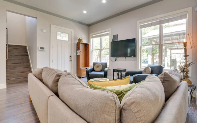 3 Bedrooms Cottage with balcony