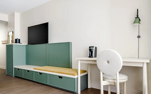 Double Suite