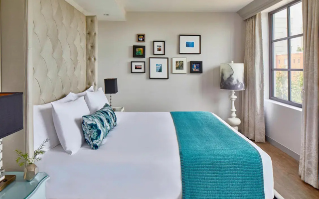 2 Bedrooms Suite