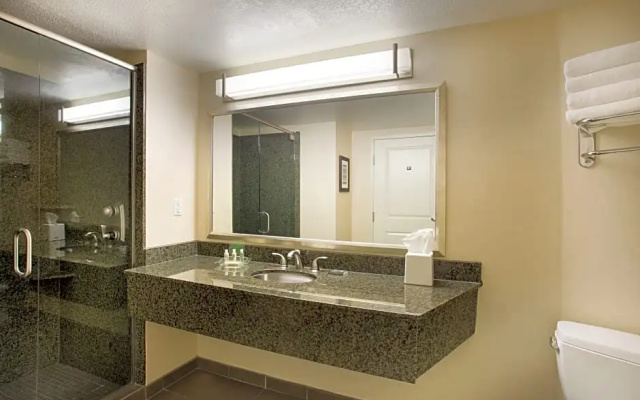 2 Bedrooms Quadruple Suite