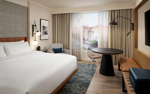 1 Bedroom Executive Double Club Suite