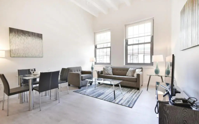 2 Bedrooms Luxury Apartment