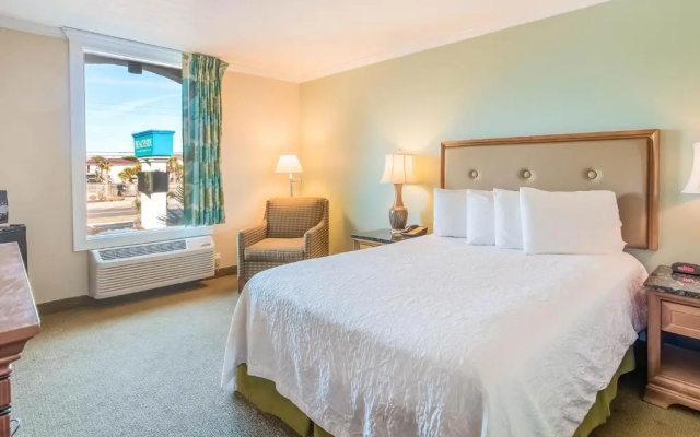 Standard Double room with inland view