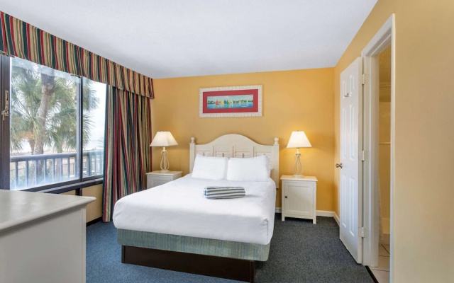 Double Suite with partial view