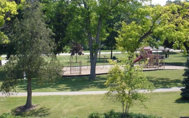 Standard Double room with park view