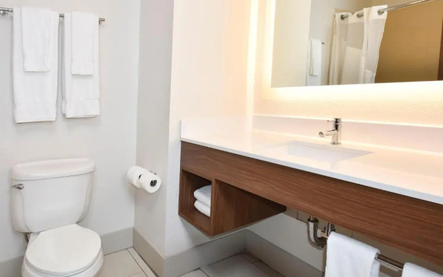 Standard Double Suite