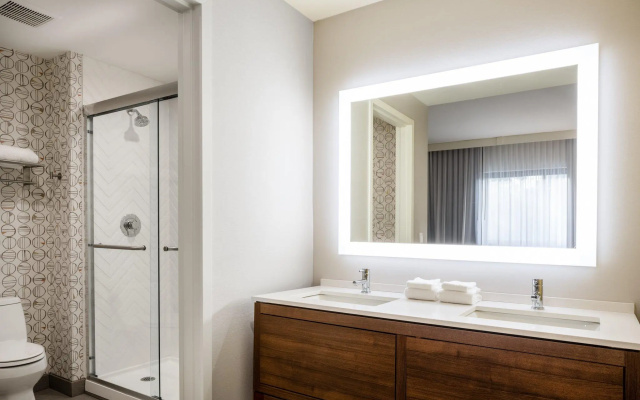 Double Suite