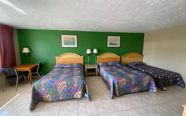 Standard Quadruple room