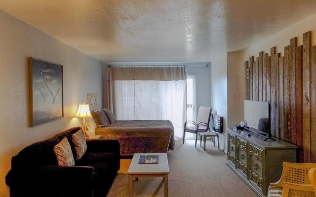 Apartment with sea view