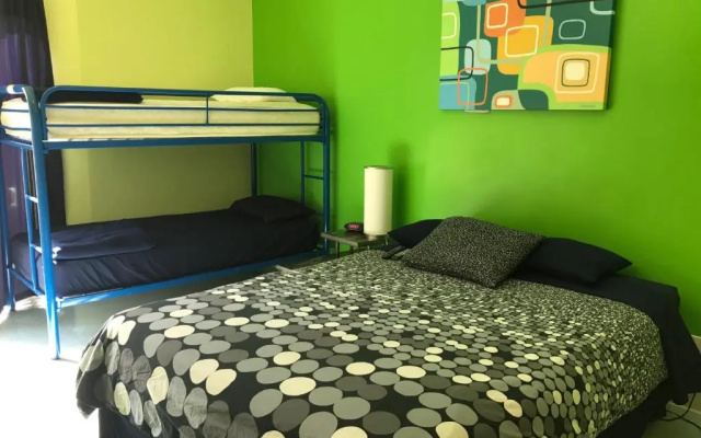 Economy room
