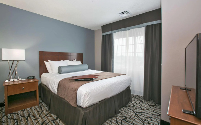 2 Bedrooms Deluxe Double room