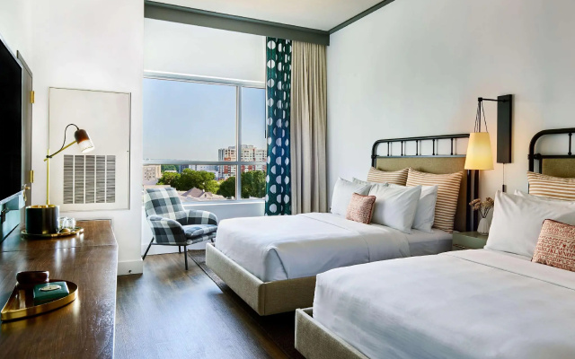 Deluxe Quadruple room