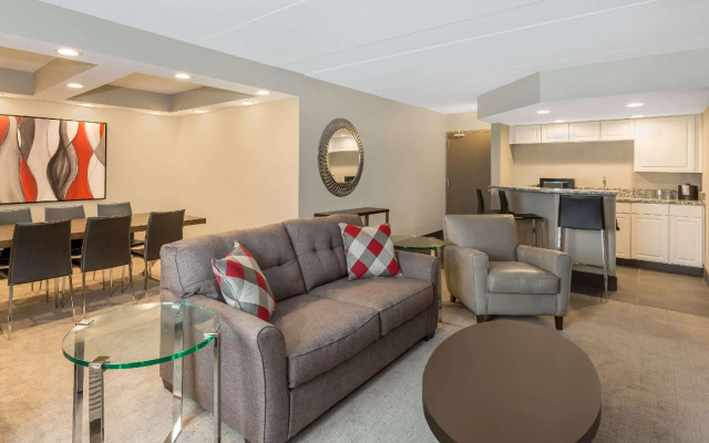 1 Bedroom Superior Double Suite