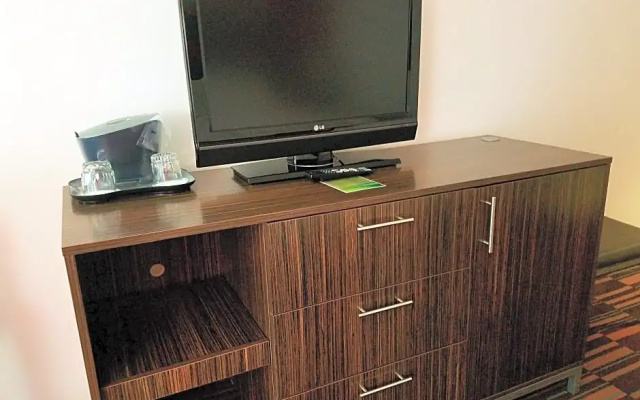 1 Bedroom Double Suite