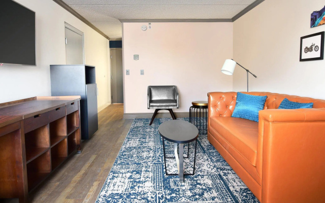 1 Bedroom Double Suite