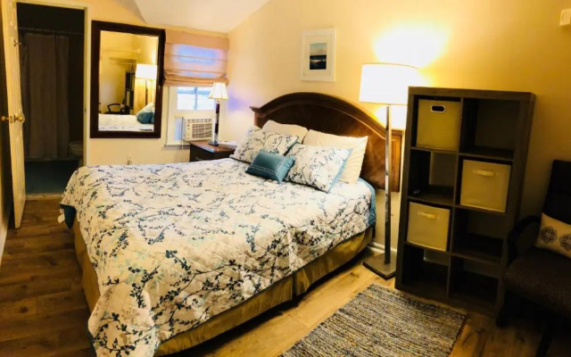 Economy room
