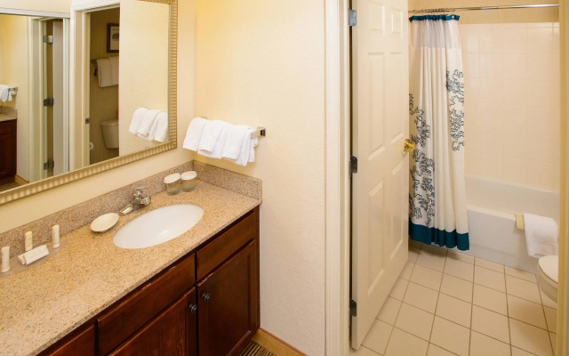 2 Bedrooms Suite