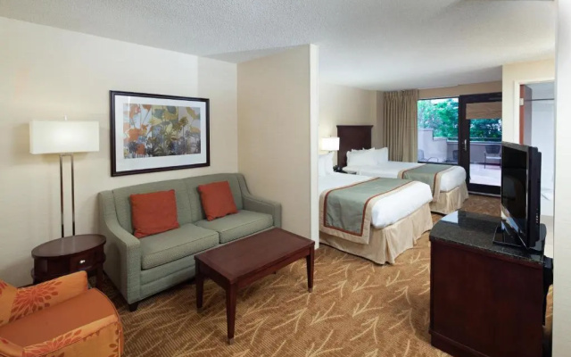 Double Suite with pool view