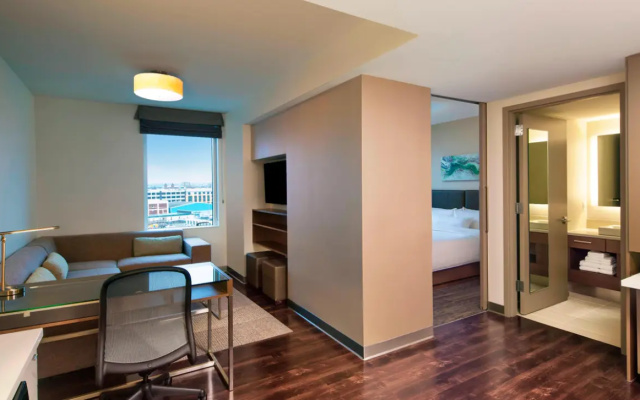 1 Bedroom Suite