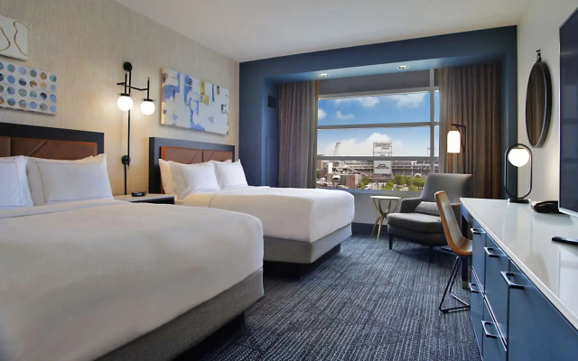 Premium room with park view