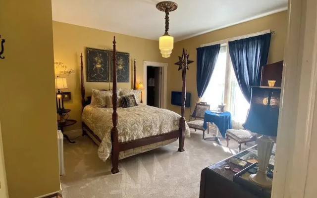 Luxury room