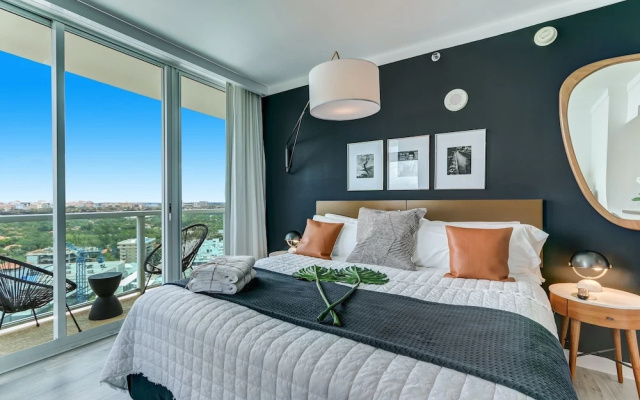 Deluxe Studio with balcony and with city view