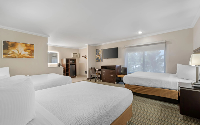 Standard Sextuple room