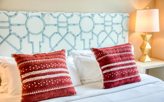 3 Bedrooms Apartment