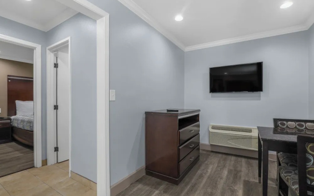 Standard Suite