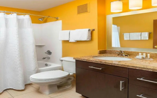2 Bedrooms Suite