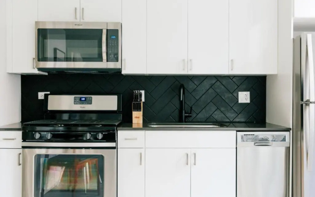 2 Bedrooms Apartment