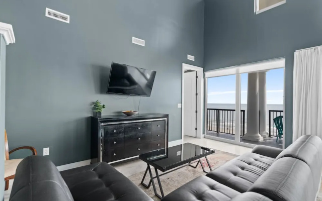 Suite oceanfront