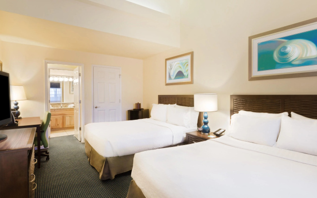 Standard room with courtyard view