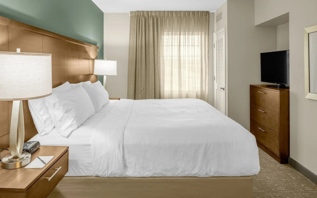1 Bedroom Suite