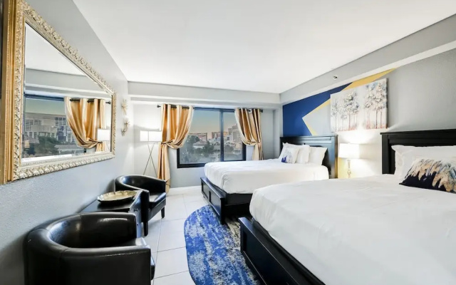 3 Bedrooms Standard room with water view
