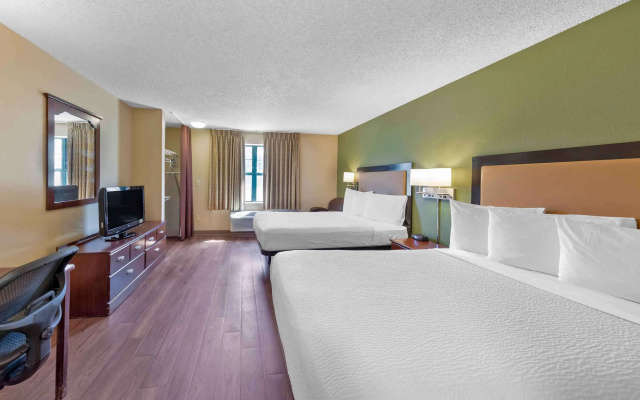 Quadruple Suite