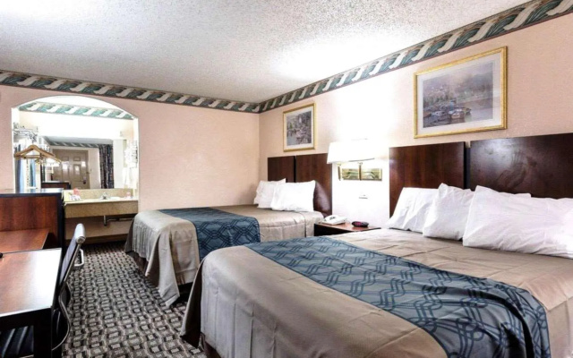 Quadruple room