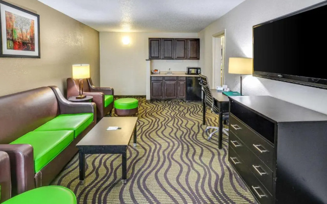 Double Suite