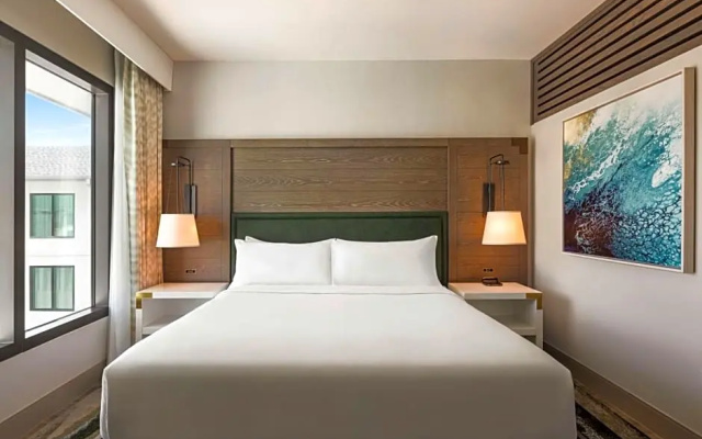 Double Suite with balcony and with bay view
