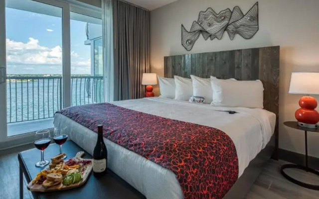 2 Bedrooms Premium Suite with balcony