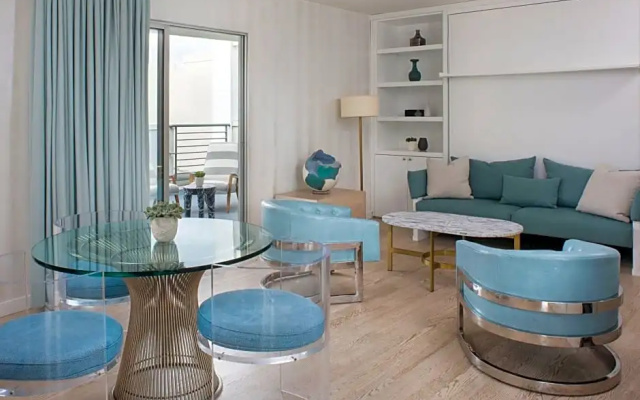 Accessible Double Junior Suite