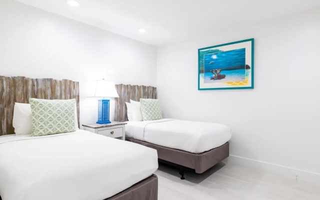 2 Bedrooms Premier Villa