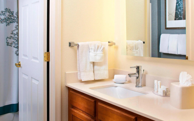 2 Bedrooms Suite