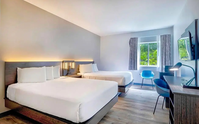 Quadruple Suite